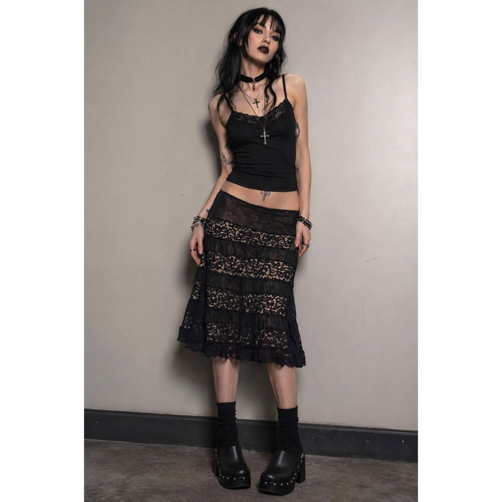 Charlotte Russe Maxi Skirt Women's M Black Lace Y2K Broomstick Whimsigoth Fairy
